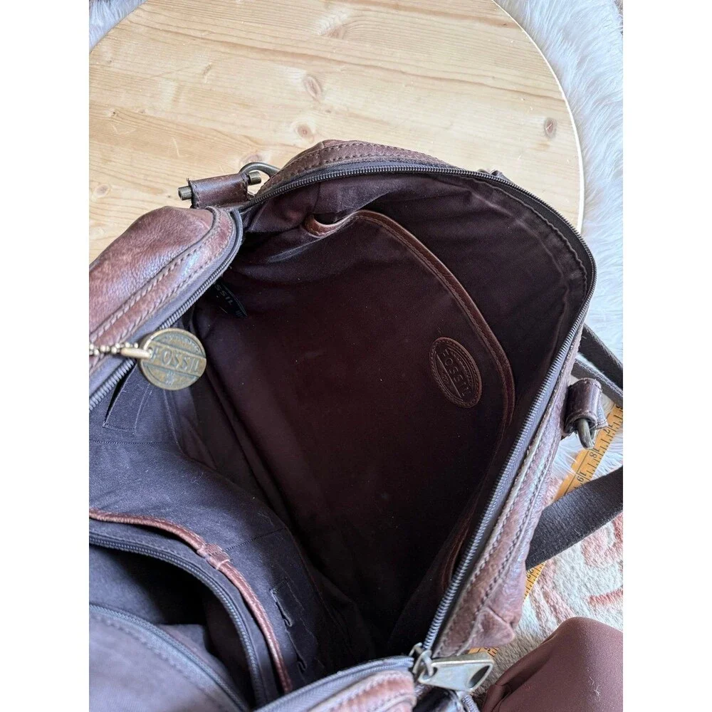 Fossil Leather messenger bag